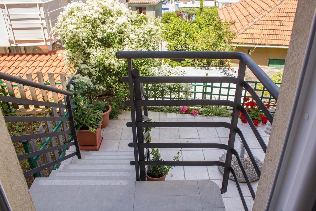 Apartments Maria Trogir Exterior foto