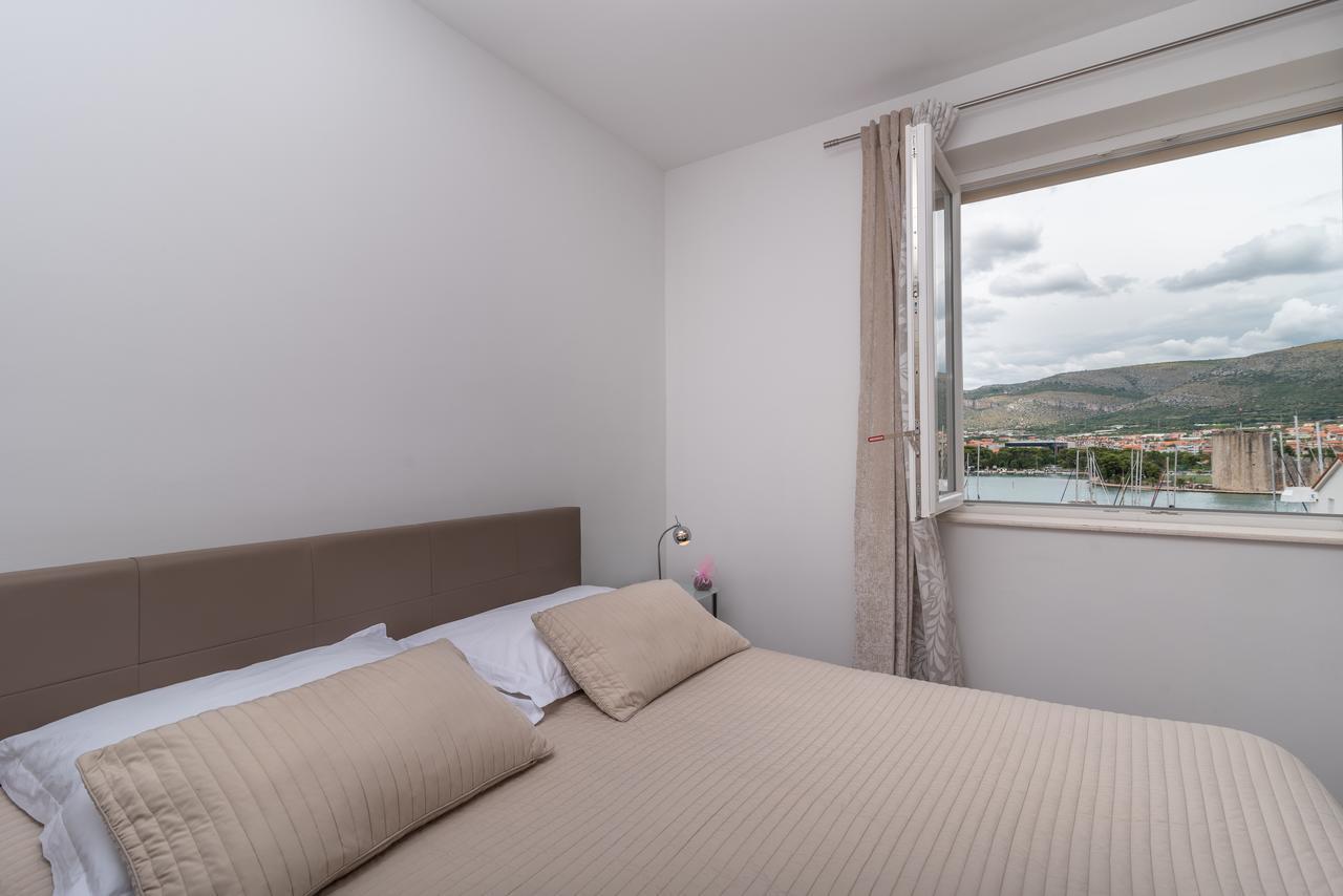 Apartments Maria Trogir Exterior foto